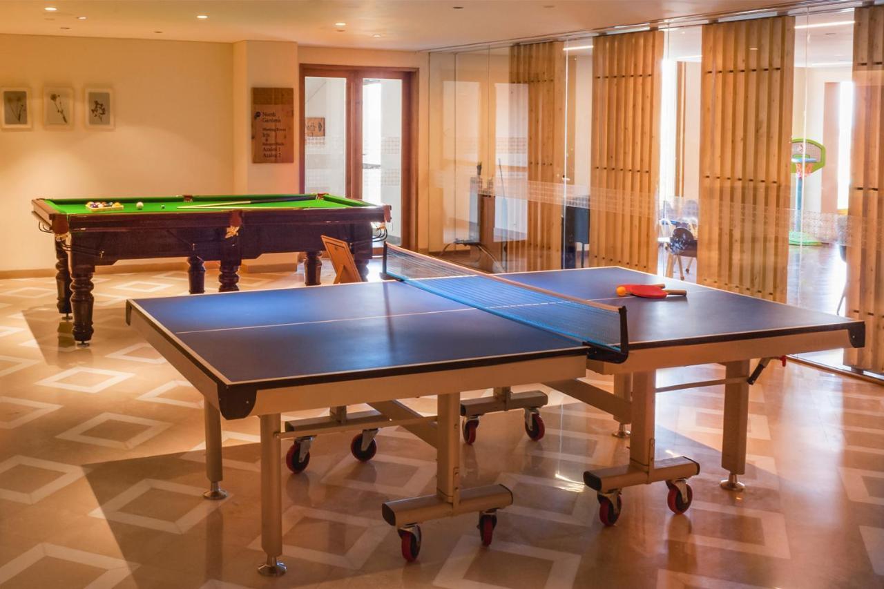 Taj Theog Resort & Spa Shimla Exteriör bild
