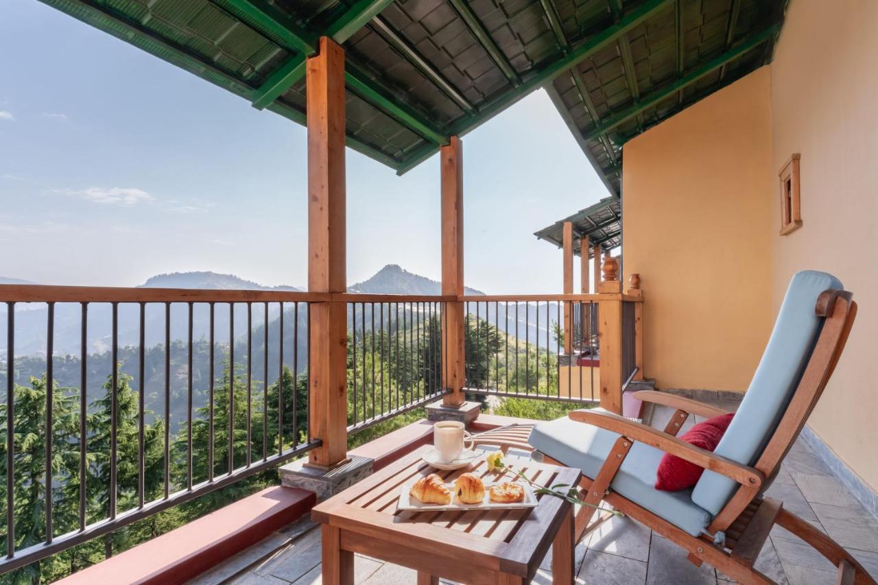 Taj Theog Resort & Spa Shimla Exteriör bild