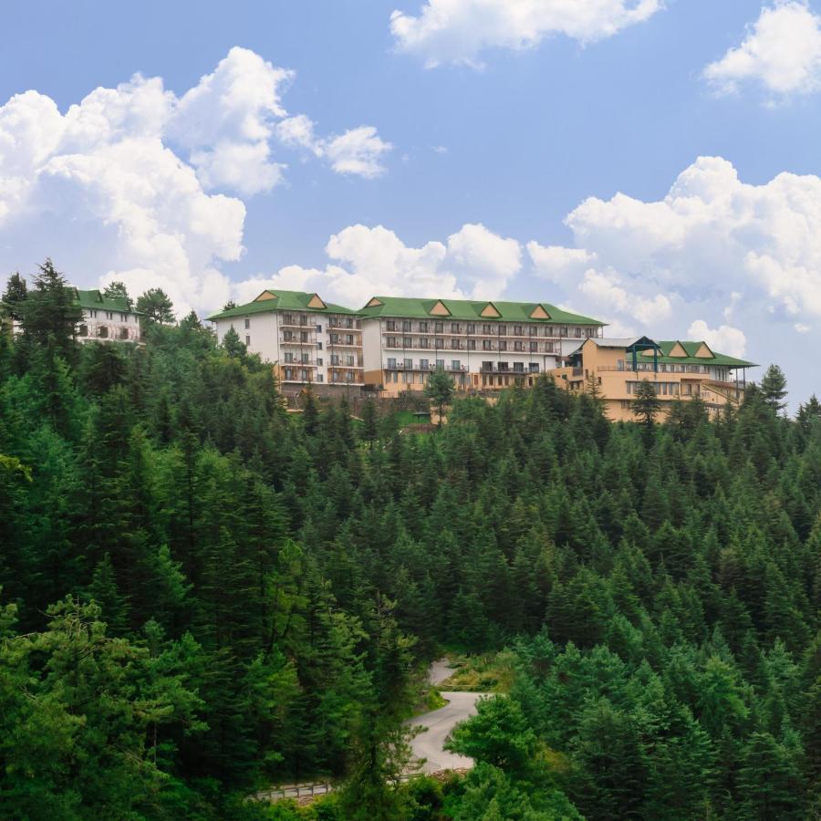 Taj Theog Resort & Spa Shimla Exteriör bild